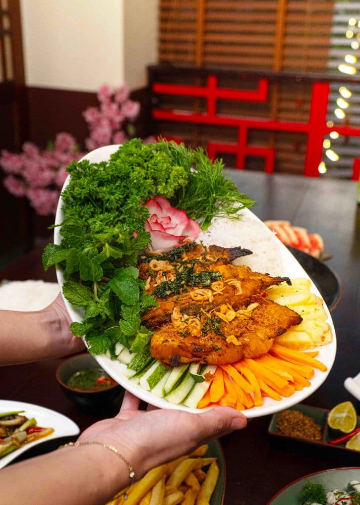 Cá Tầm Nướng Riềng Mẻ