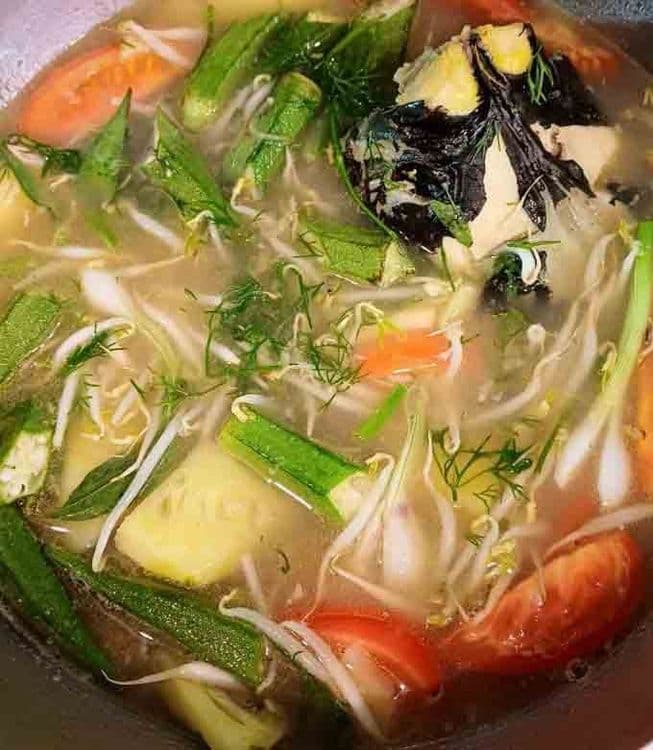 Canh Chua Đầu Cá Dọc Mùng